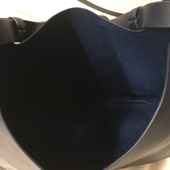 Neiman Marcus Large hobo bag blue vegan leather - Picture 11 of 16